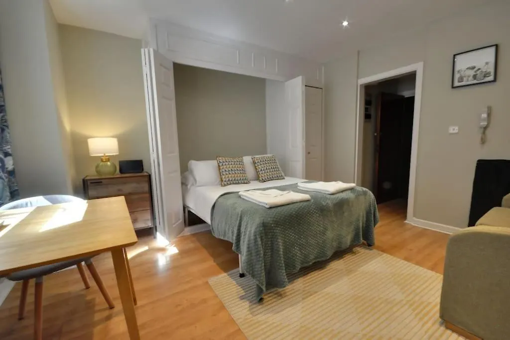 Chic Studio With Garden And 2 Min Walk To Beach Bournemouth